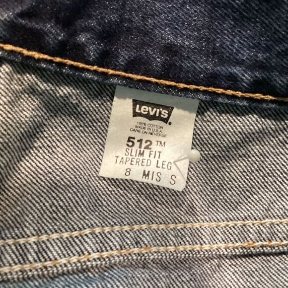 NWOT. Levi’s Women’s Size 8 Short Slim Fit with Tapered Leg 5 Pocket Jeans. - Picture 7 of 9